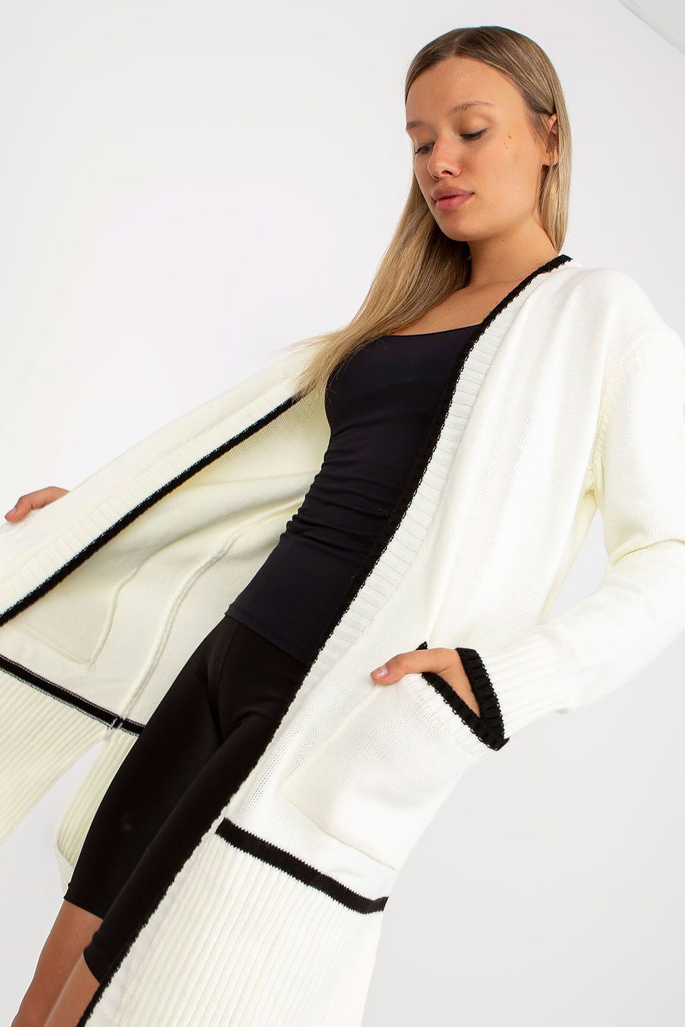Cardigan model 170766